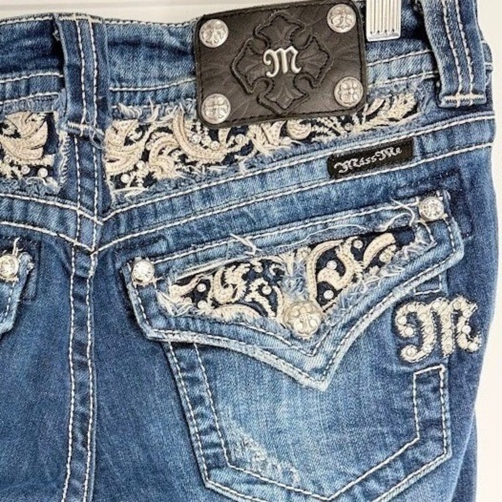 Miss Me Easy Boot Jeans Size 28x32 Blue Embellished Bling Flap Pocket Western